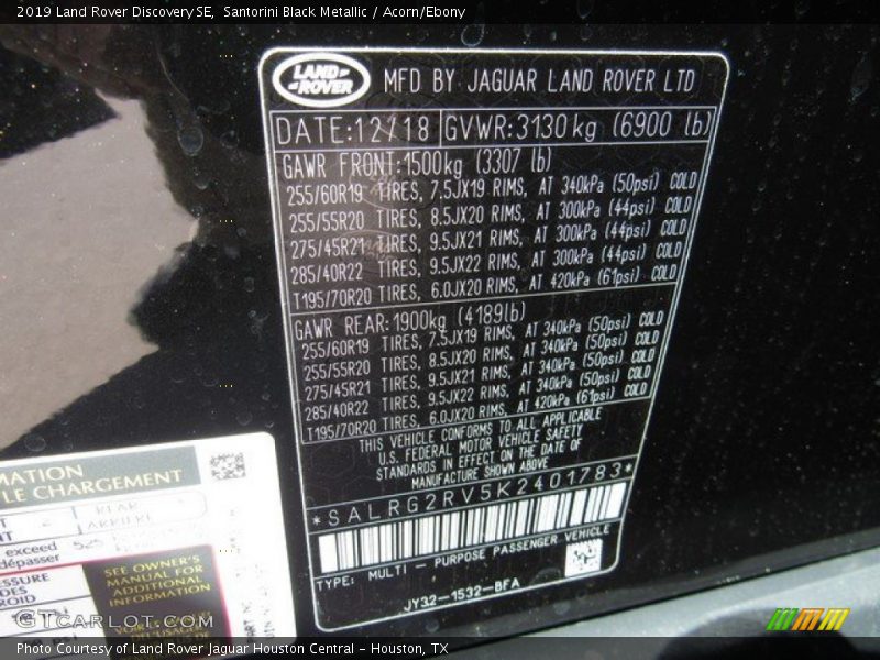 Santorini Black Metallic / Acorn/Ebony 2019 Land Rover Discovery SE