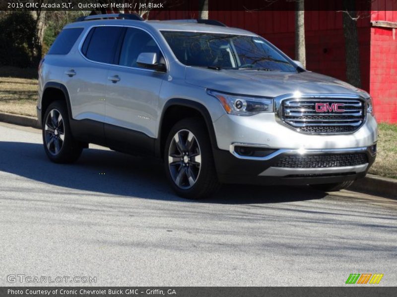 Quicksilver Metallic / Jet Black 2019 GMC Acadia SLT