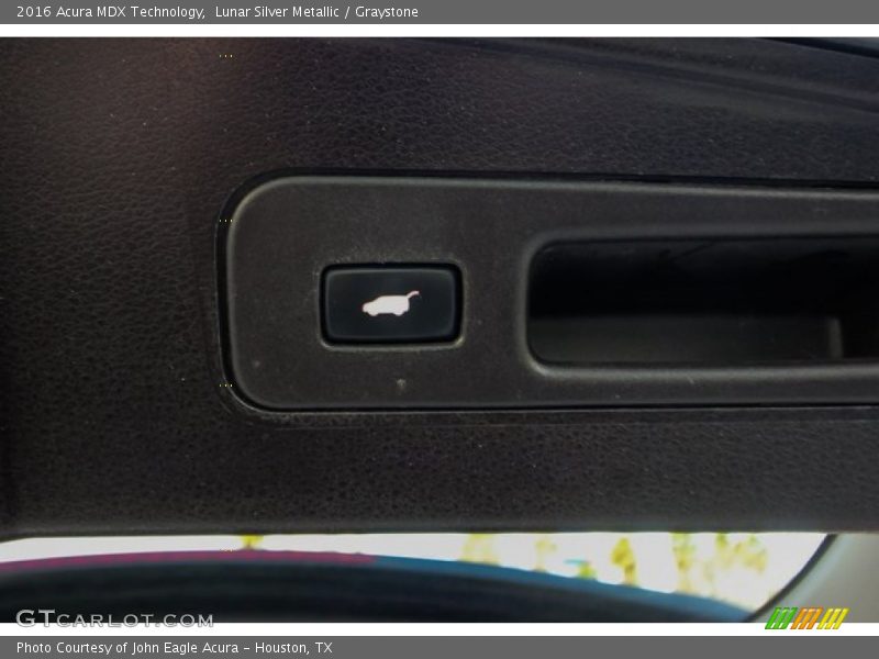 Lunar Silver Metallic / Graystone 2016 Acura MDX Technology