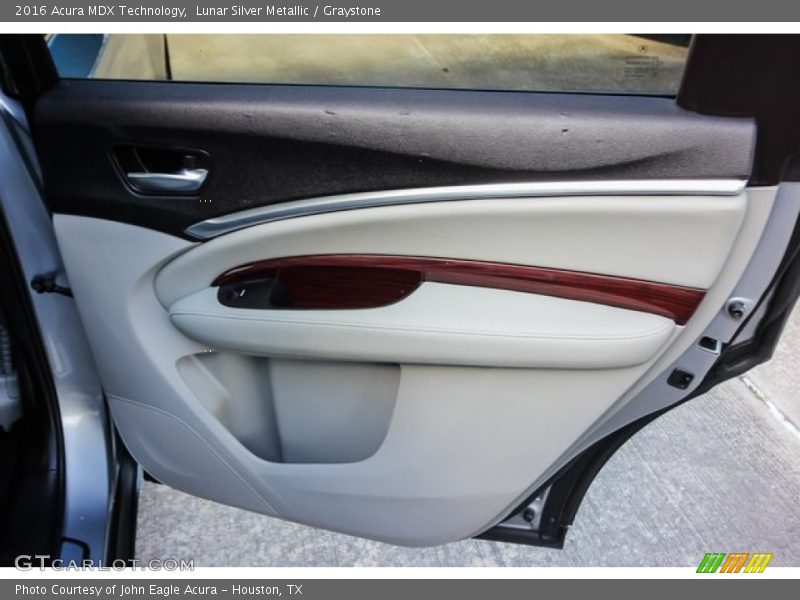 Lunar Silver Metallic / Graystone 2016 Acura MDX Technology