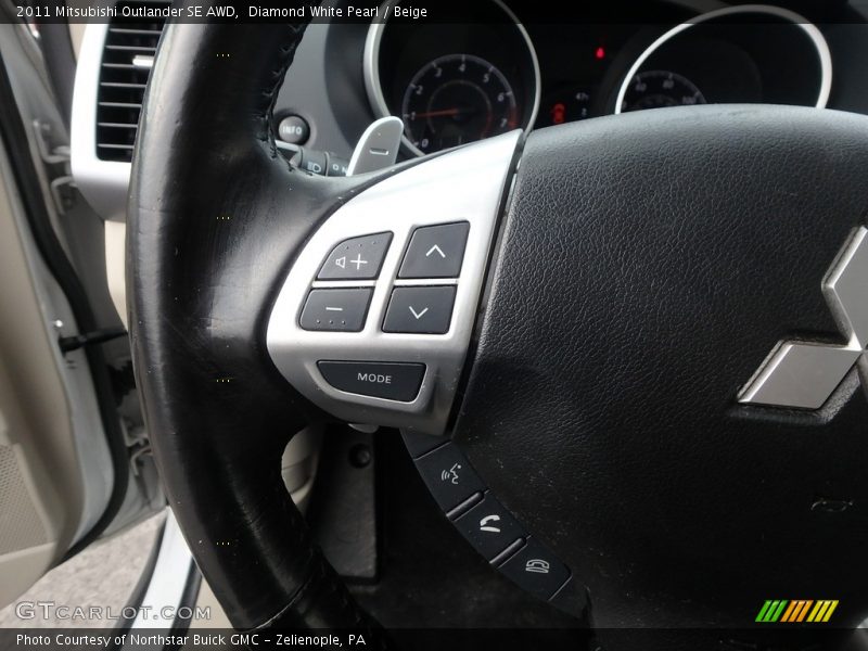 Diamond White Pearl / Beige 2011 Mitsubishi Outlander SE AWD