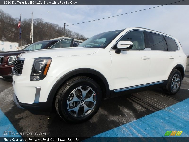 Front 3/4 View of 2020 Telluride EX AWD