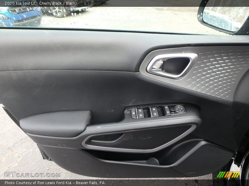 Door Panel of 2020 Soul LX