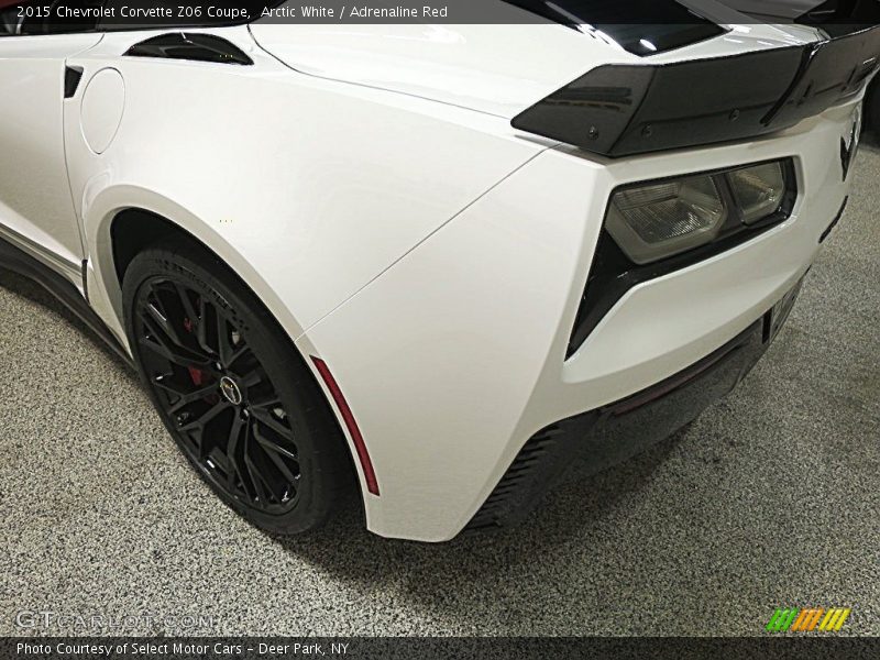 Arctic White / Adrenaline Red 2015 Chevrolet Corvette Z06 Coupe