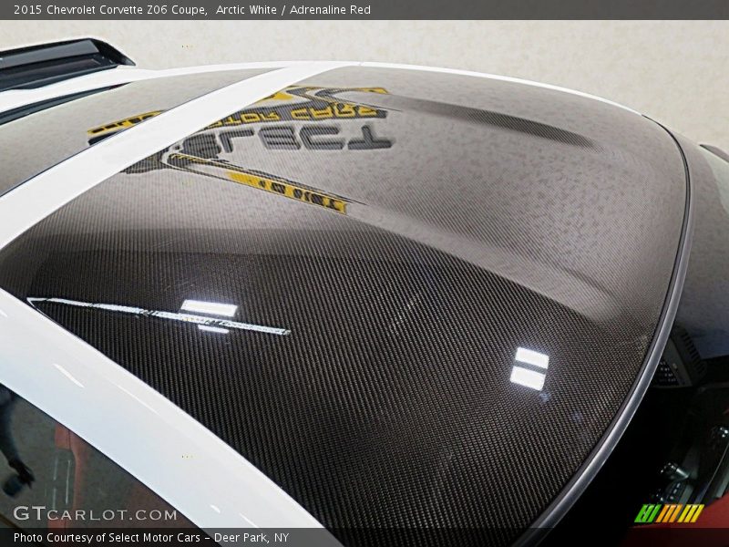Arctic White / Adrenaline Red 2015 Chevrolet Corvette Z06 Coupe