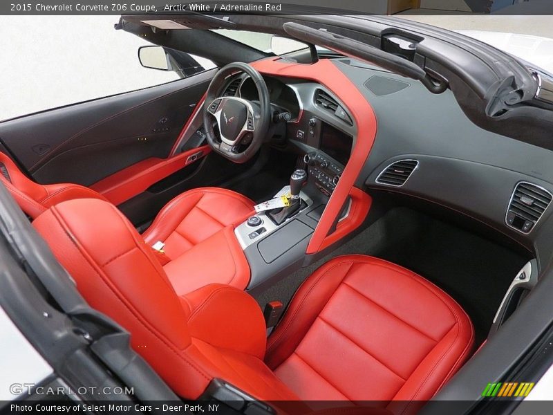 Arctic White / Adrenaline Red 2015 Chevrolet Corvette Z06 Coupe