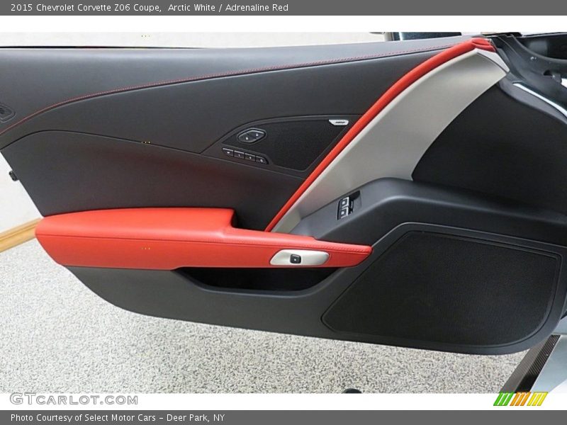 Arctic White / Adrenaline Red 2015 Chevrolet Corvette Z06 Coupe