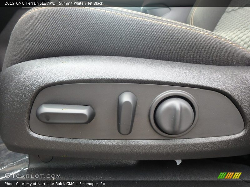 Summit White / Jet Black 2019 GMC Terrain SLE AWD