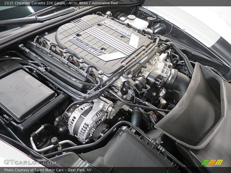 Arctic White / Adrenaline Red 2015 Chevrolet Corvette Z06 Coupe