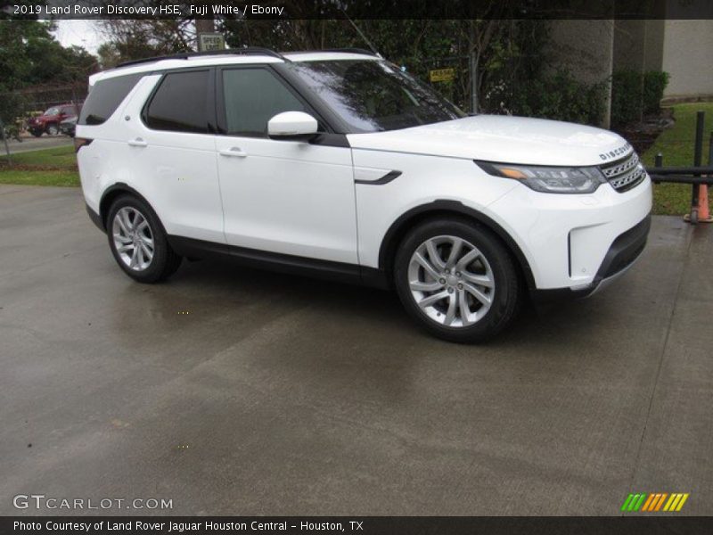 Fuji White / Ebony 2019 Land Rover Discovery HSE
