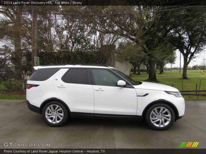 Fuji White / Ebony 2019 Land Rover Discovery HSE