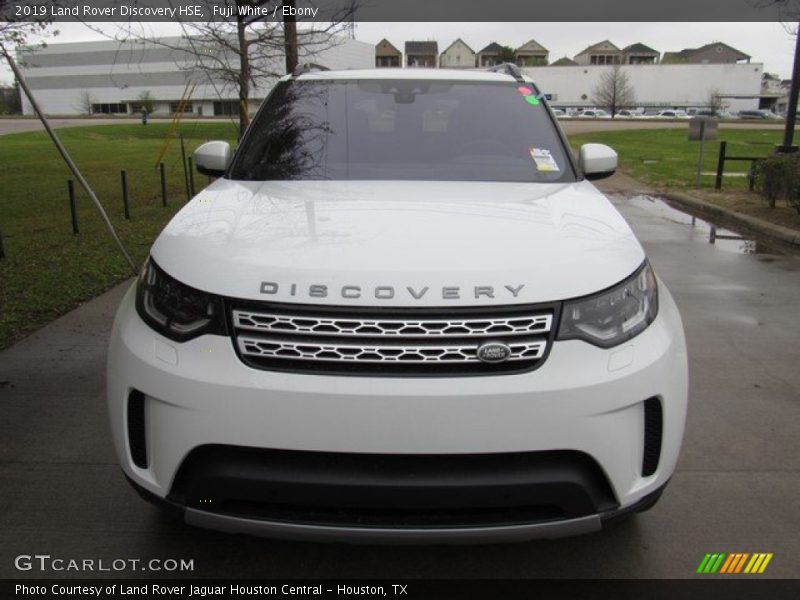 Fuji White / Ebony 2019 Land Rover Discovery HSE