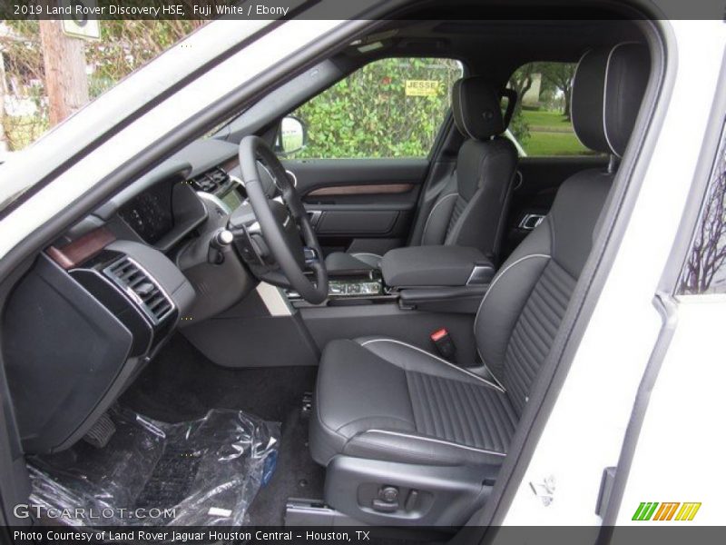 Fuji White / Ebony 2019 Land Rover Discovery HSE