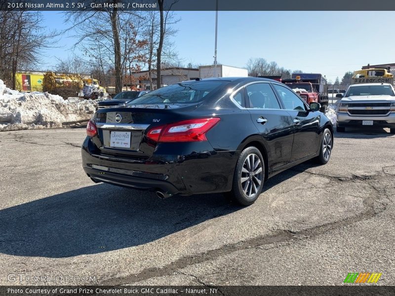 Gun Metallic / Charcoal 2016 Nissan Altima 2.5 SV