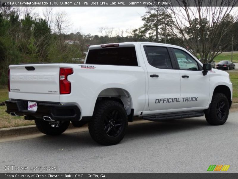 Summit White / Jet Black 2019 Chevrolet Silverado 1500 Custom Z71 Trail Boss Crew Cab 4WD