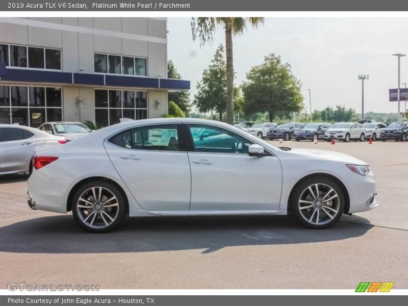 Platinum White Pearl / Parchment 2019 Acura TLX V6 Sedan