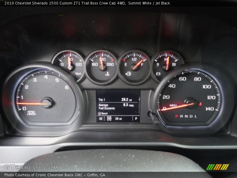 Summit White / Jet Black 2019 Chevrolet Silverado 1500 Custom Z71 Trail Boss Crew Cab 4WD