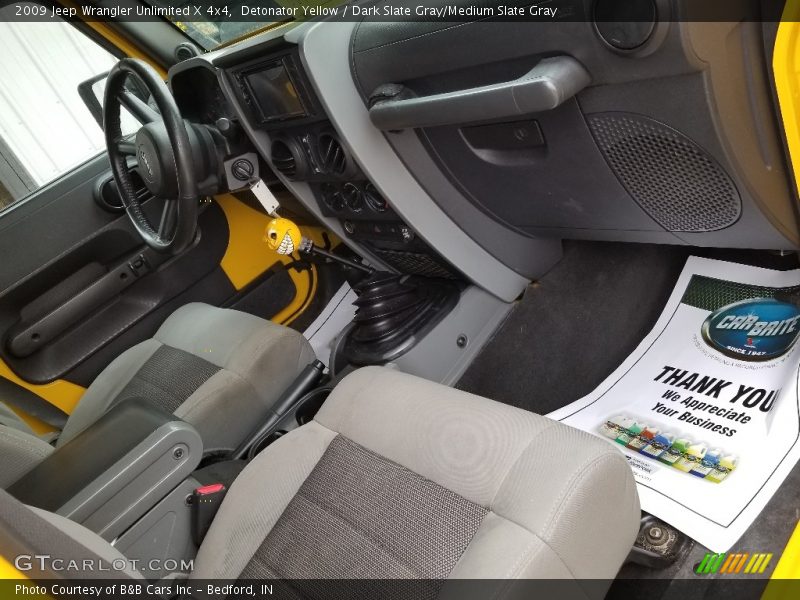 Detonator Yellow / Dark Slate Gray/Medium Slate Gray 2009 Jeep Wrangler Unlimited X 4x4