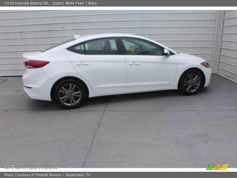 Quartz White Pearl / Black 2018 Hyundai Elantra SEL