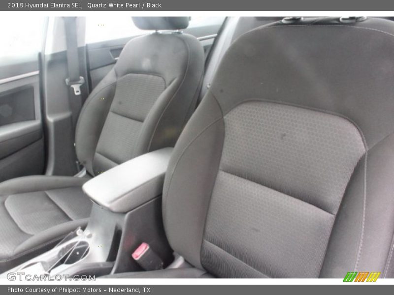 Quartz White Pearl / Black 2018 Hyundai Elantra SEL
