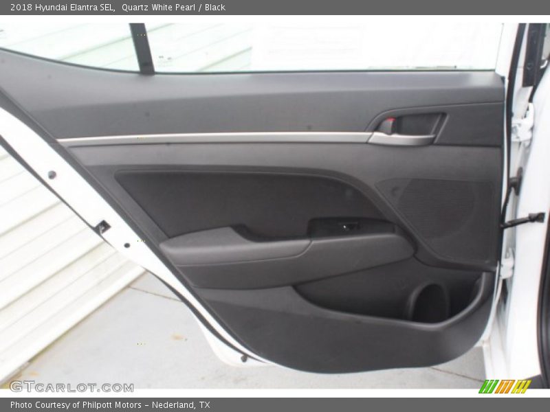 Quartz White Pearl / Black 2018 Hyundai Elantra SEL