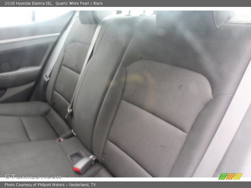 Quartz White Pearl / Black 2018 Hyundai Elantra SEL