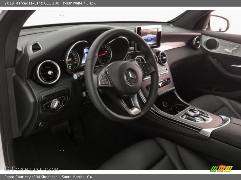 Polar White / Black 2019 Mercedes-Benz GLC 300