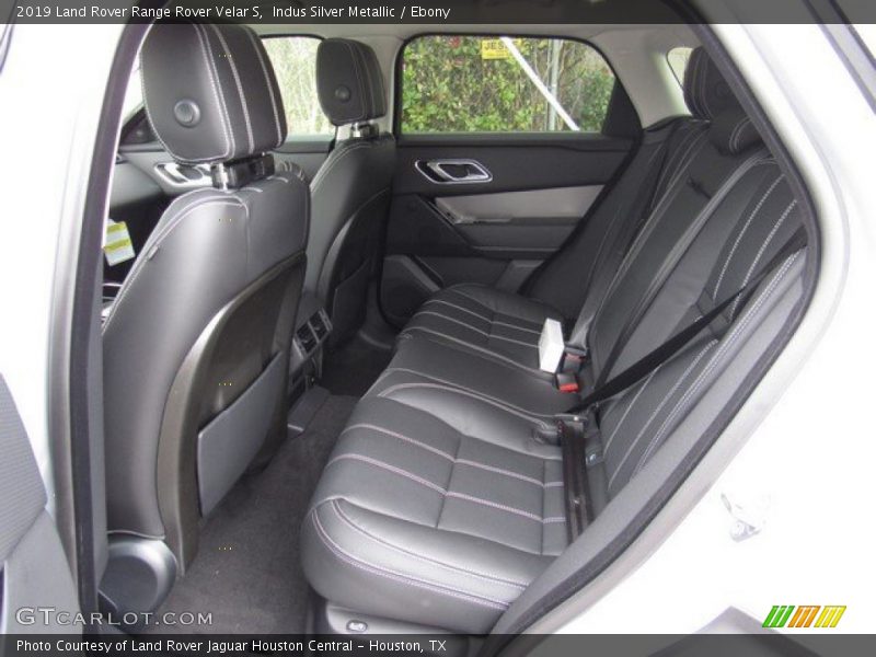 Indus Silver Metallic / Ebony 2019 Land Rover Range Rover Velar S