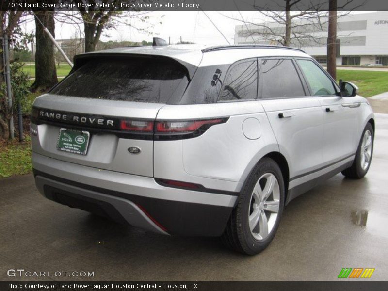 Indus Silver Metallic / Ebony 2019 Land Rover Range Rover Velar S
