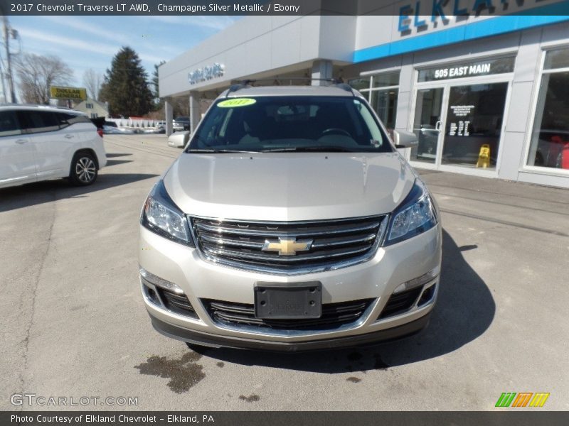 Champagne Silver Metallic / Ebony 2017 Chevrolet Traverse LT AWD