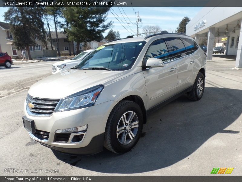 Champagne Silver Metallic / Ebony 2017 Chevrolet Traverse LT AWD