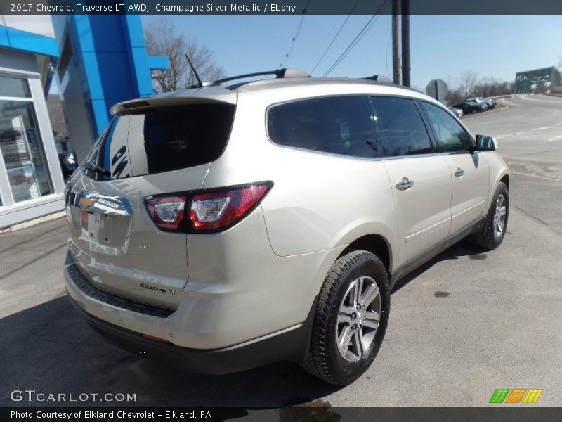 Champagne Silver Metallic / Ebony 2017 Chevrolet Traverse LT AWD