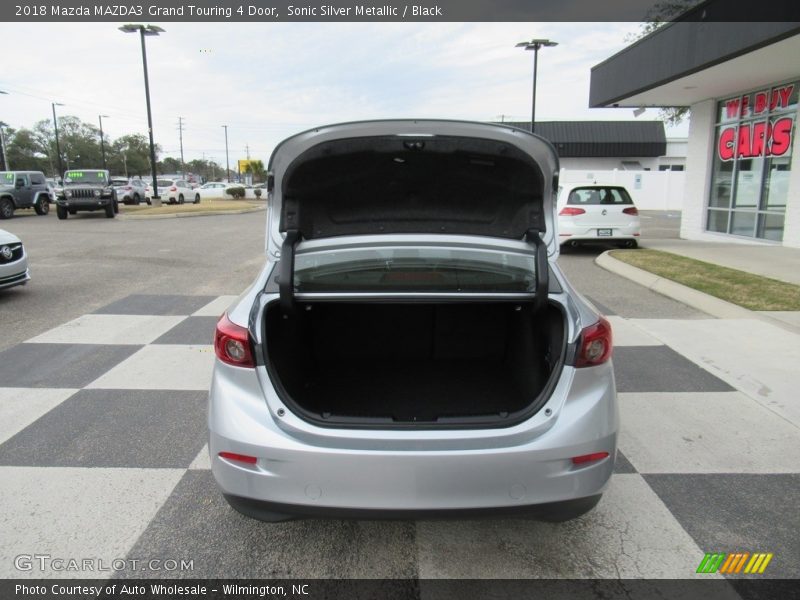 Sonic Silver Metallic / Black 2018 Mazda MAZDA3 Grand Touring 4 Door