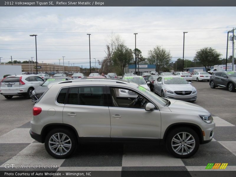 Reflex Silver Metallic / Beige 2012 Volkswagen Tiguan SE