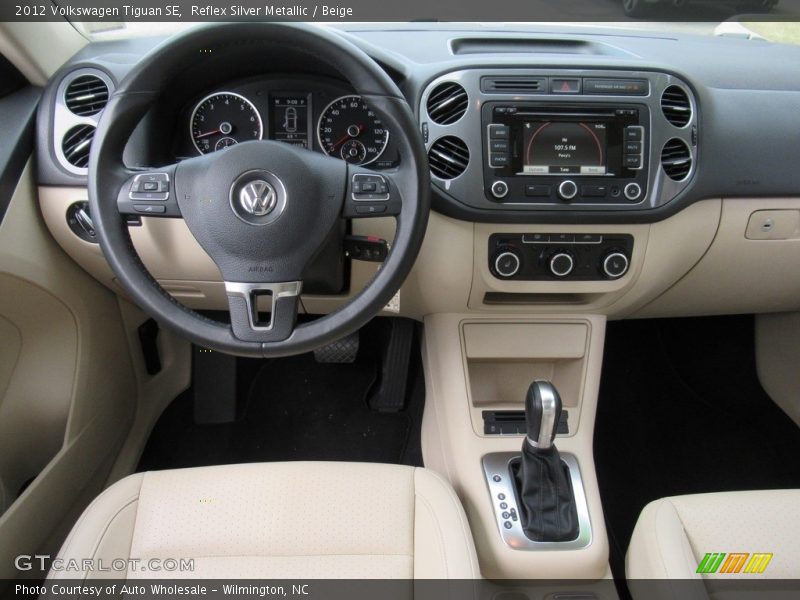 Reflex Silver Metallic / Beige 2012 Volkswagen Tiguan SE