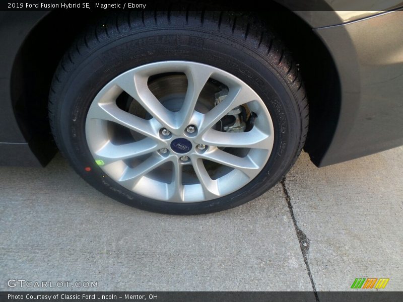 Magnetic / Ebony 2019 Ford Fusion Hybrid SE