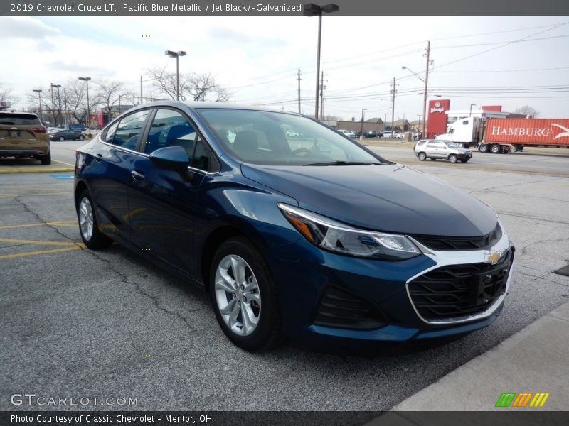 Pacific Blue Metallic / Jet Black/­Galvanized 2019 Chevrolet Cruze LT