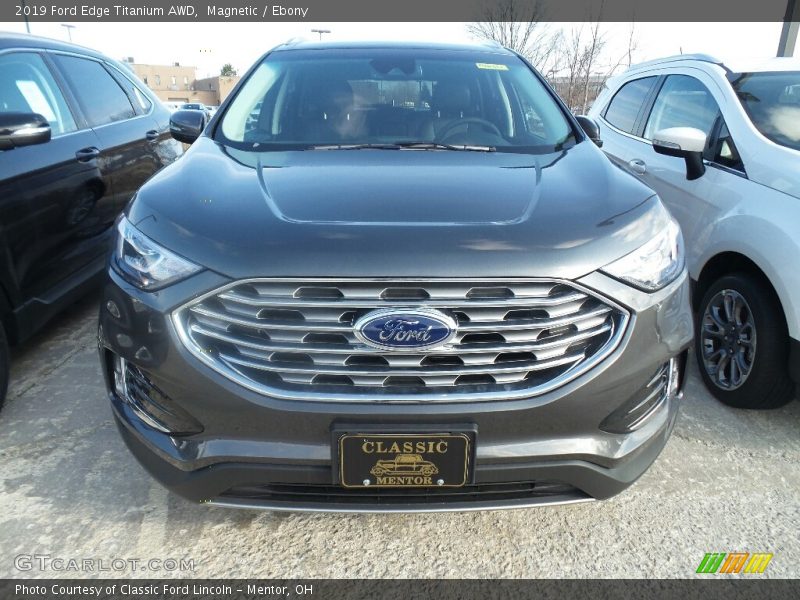 Magnetic / Ebony 2019 Ford Edge Titanium AWD