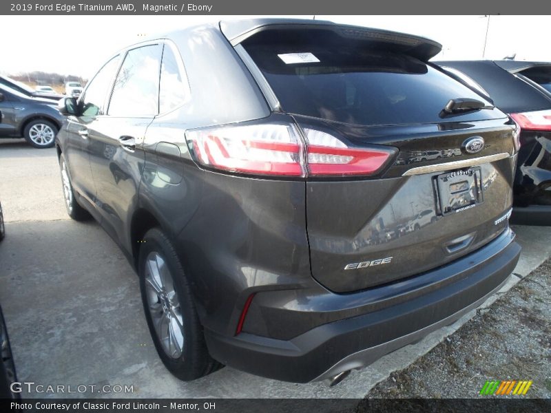 Magnetic / Ebony 2019 Ford Edge Titanium AWD