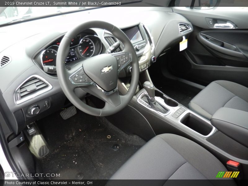 Summit White / Jet Black/­Galvanized 2019 Chevrolet Cruze LT