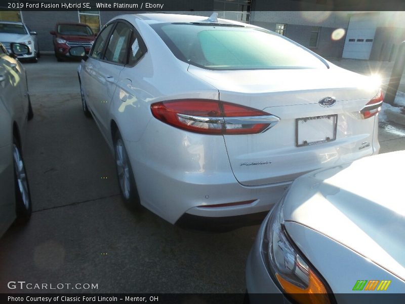 White Platinum / Ebony 2019 Ford Fusion Hybrid SE