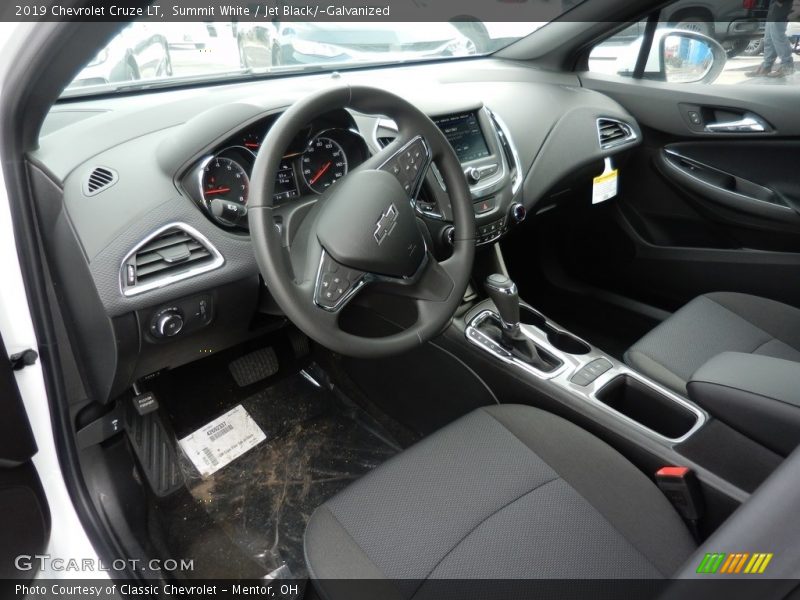Summit White / Jet Black/­Galvanized 2019 Chevrolet Cruze LT