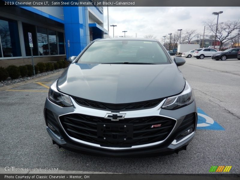 Satin Steel Gray Metallic / Jet Black/­Galvanized 2019 Chevrolet Cruze LT