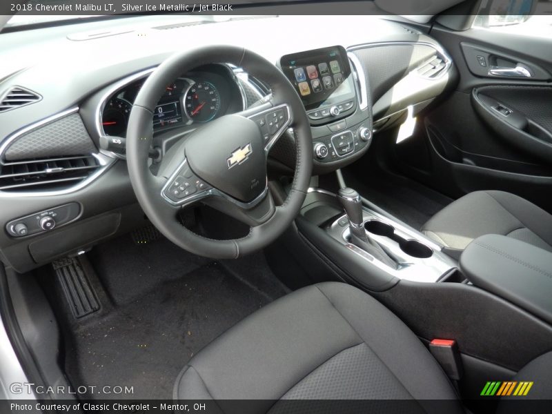 Silver Ice Metallic / Jet Black 2018 Chevrolet Malibu LT