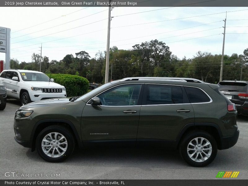 Olive Green Pearl / Black/Light Frost Beige 2019 Jeep Cherokee Latitude