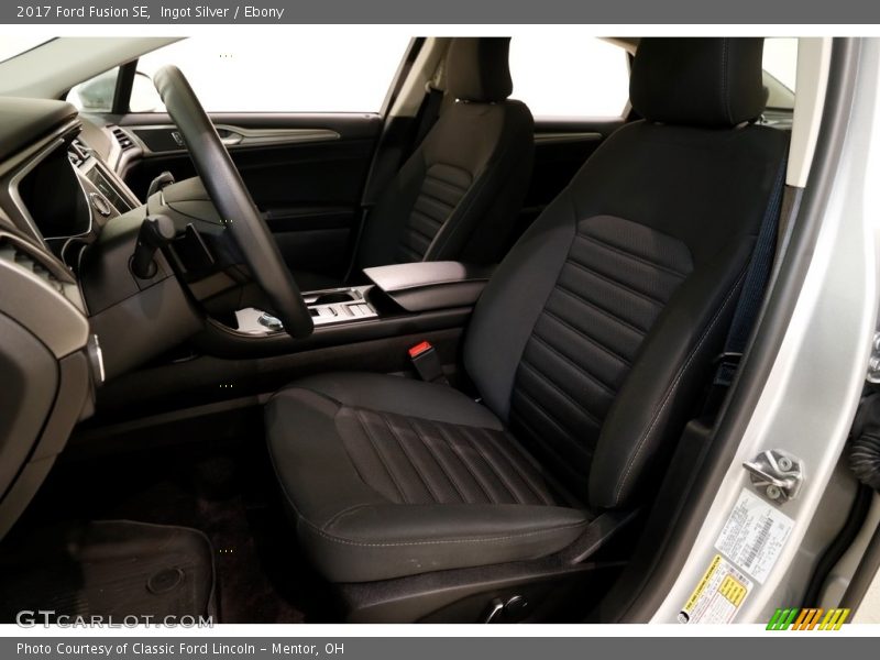 Ingot Silver / Ebony 2017 Ford Fusion SE
