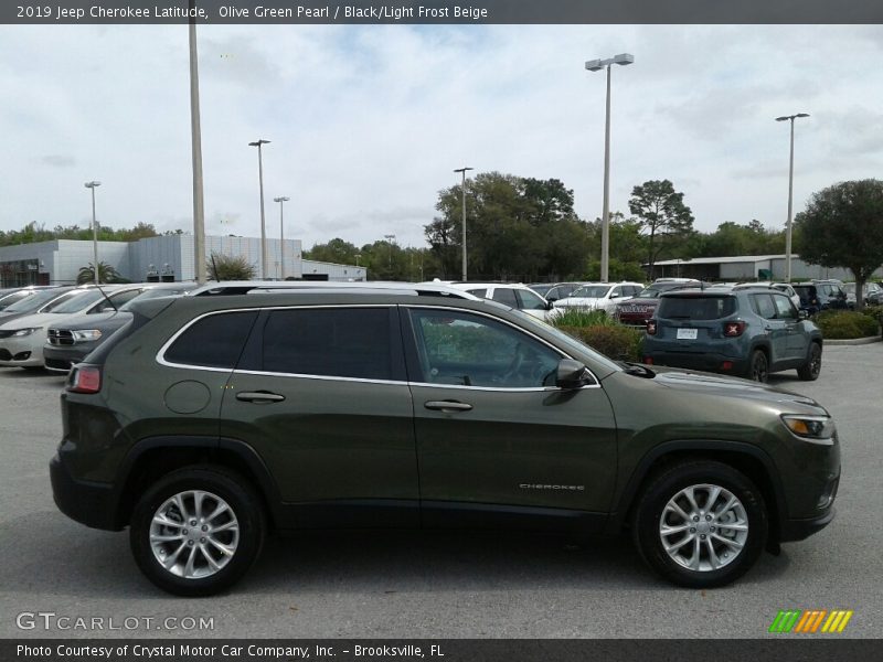 Olive Green Pearl / Black/Light Frost Beige 2019 Jeep Cherokee Latitude