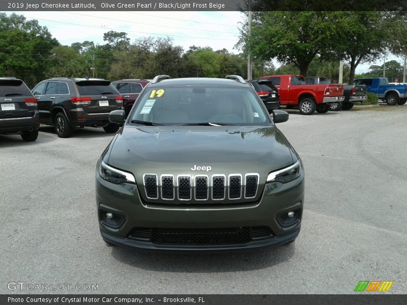 Olive Green Pearl / Black/Light Frost Beige 2019 Jeep Cherokee Latitude