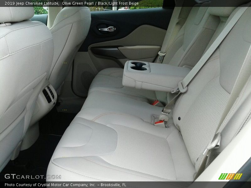 Olive Green Pearl / Black/Light Frost Beige 2019 Jeep Cherokee Latitude