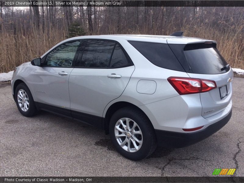 Silver Ice Metallic / Medium Ash Gray 2019 Chevrolet Equinox LS
